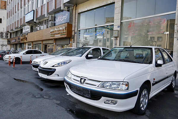 فروش خودرو در اصفهان